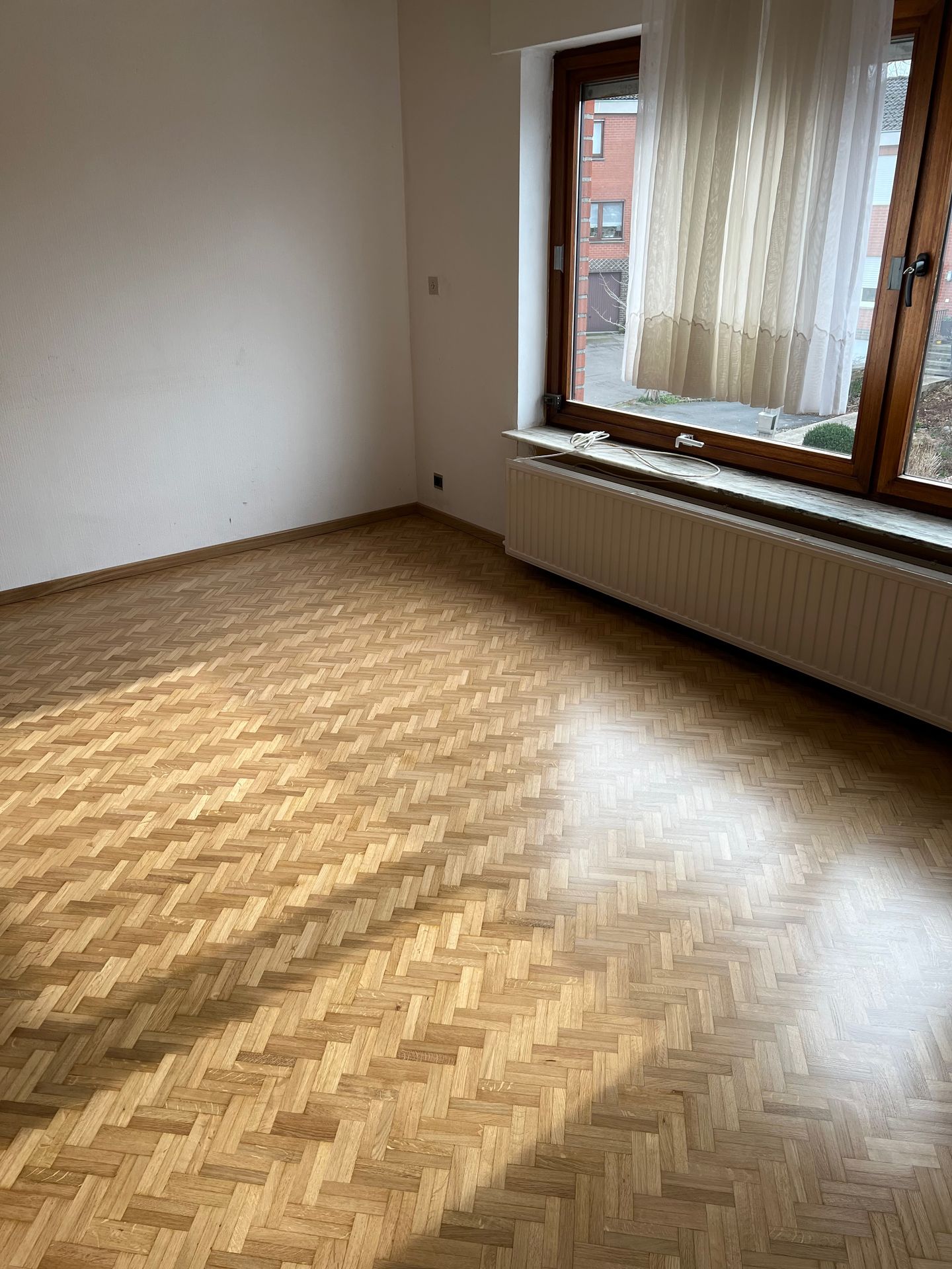 Parkett Sanierung 