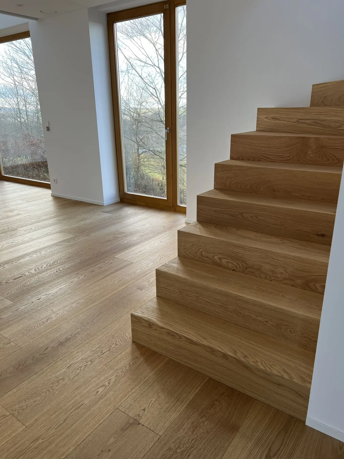 Landhausdielen und Treppe in Eupen