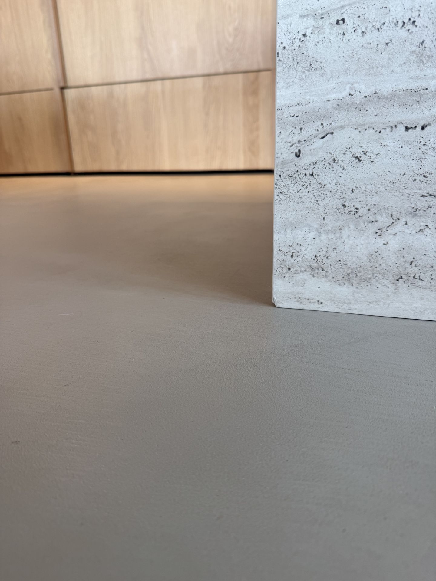  Boden, Wand und Fassade in Mikrozement