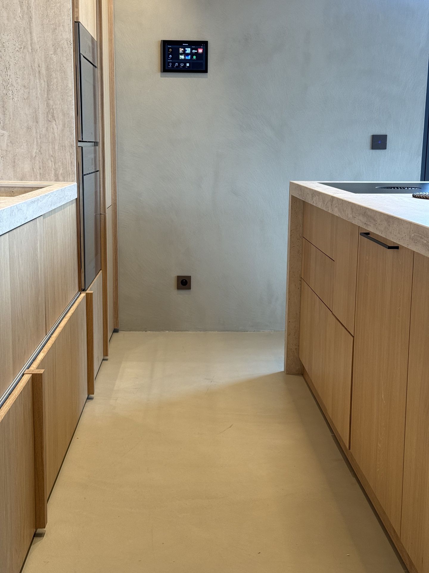  Boden, Wand und Fassade in Mikrozement