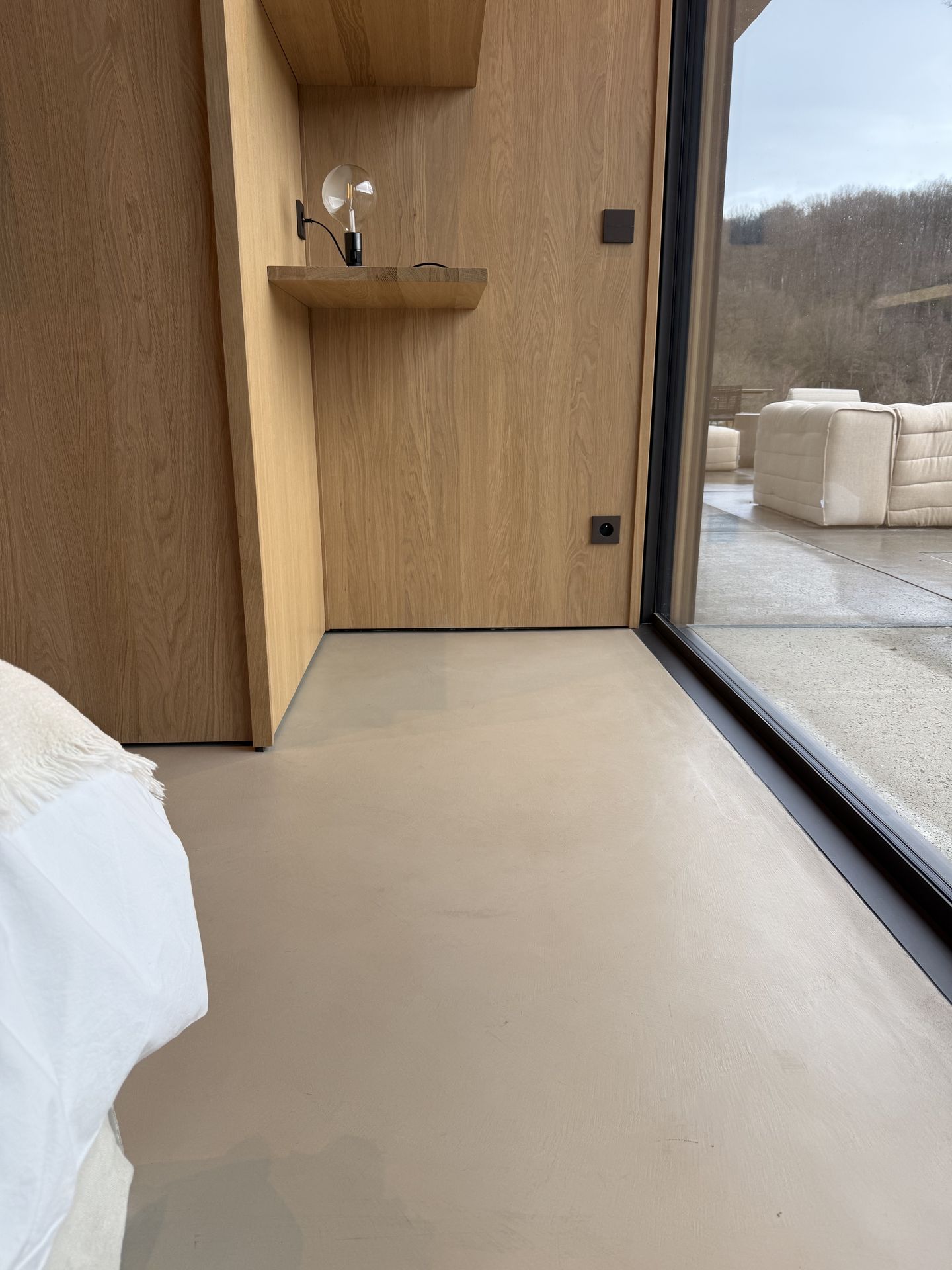  Boden, Wand und Fassade in Mikrozement