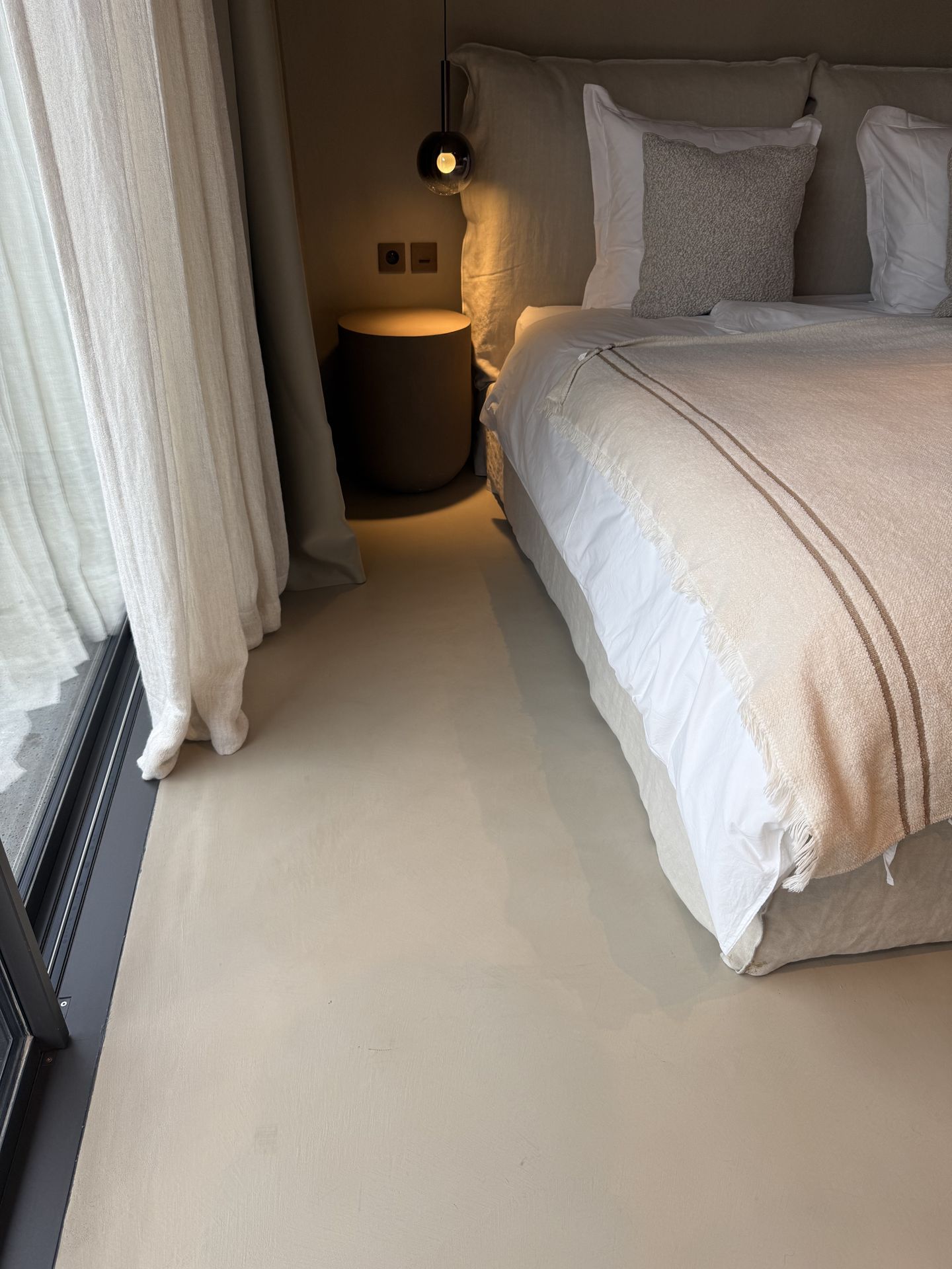  Boden, Wand und Fassade in Mikrozement