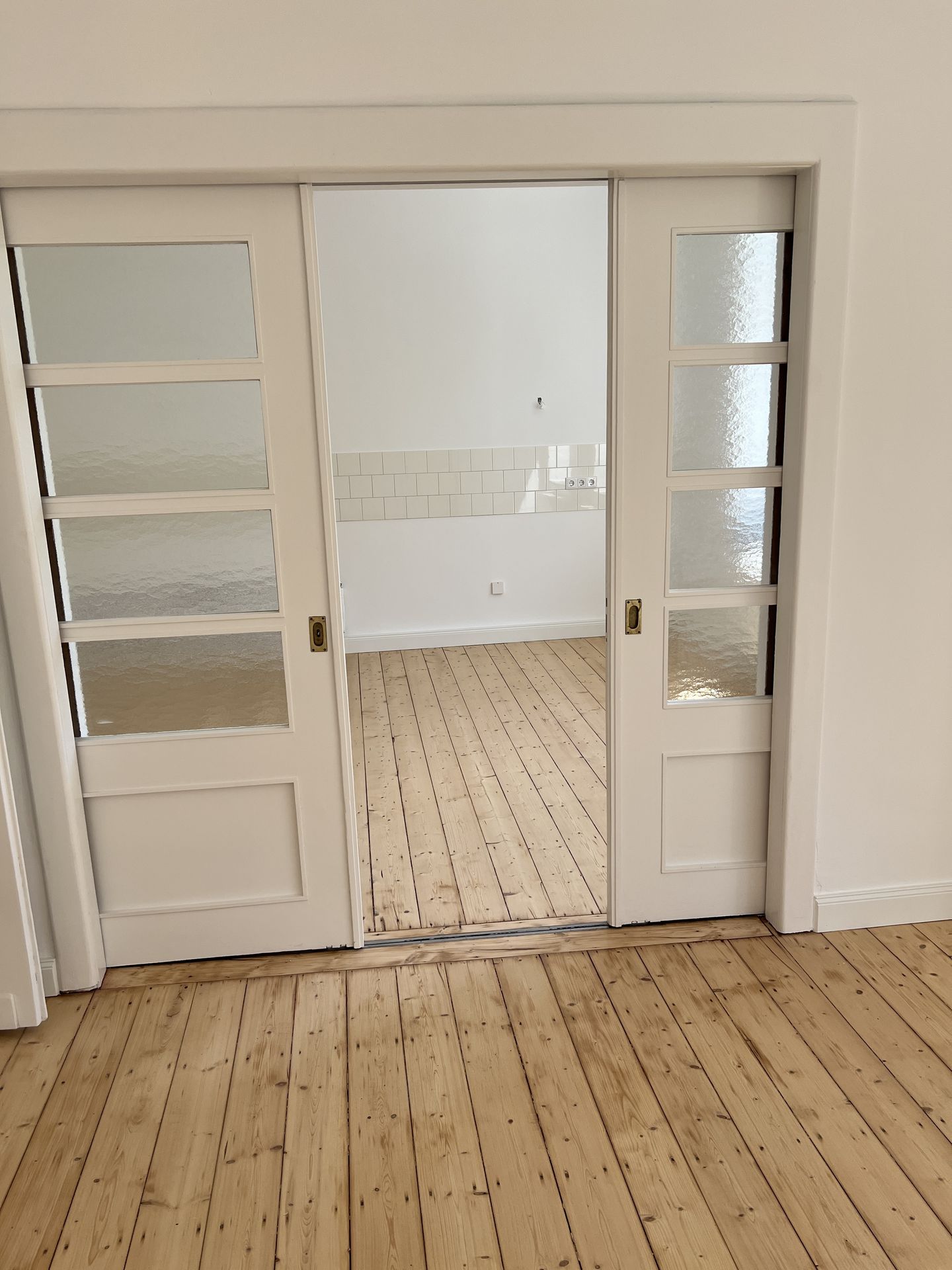 Dielen geschliffen und versiegelt in einem Altbau in Aachen 