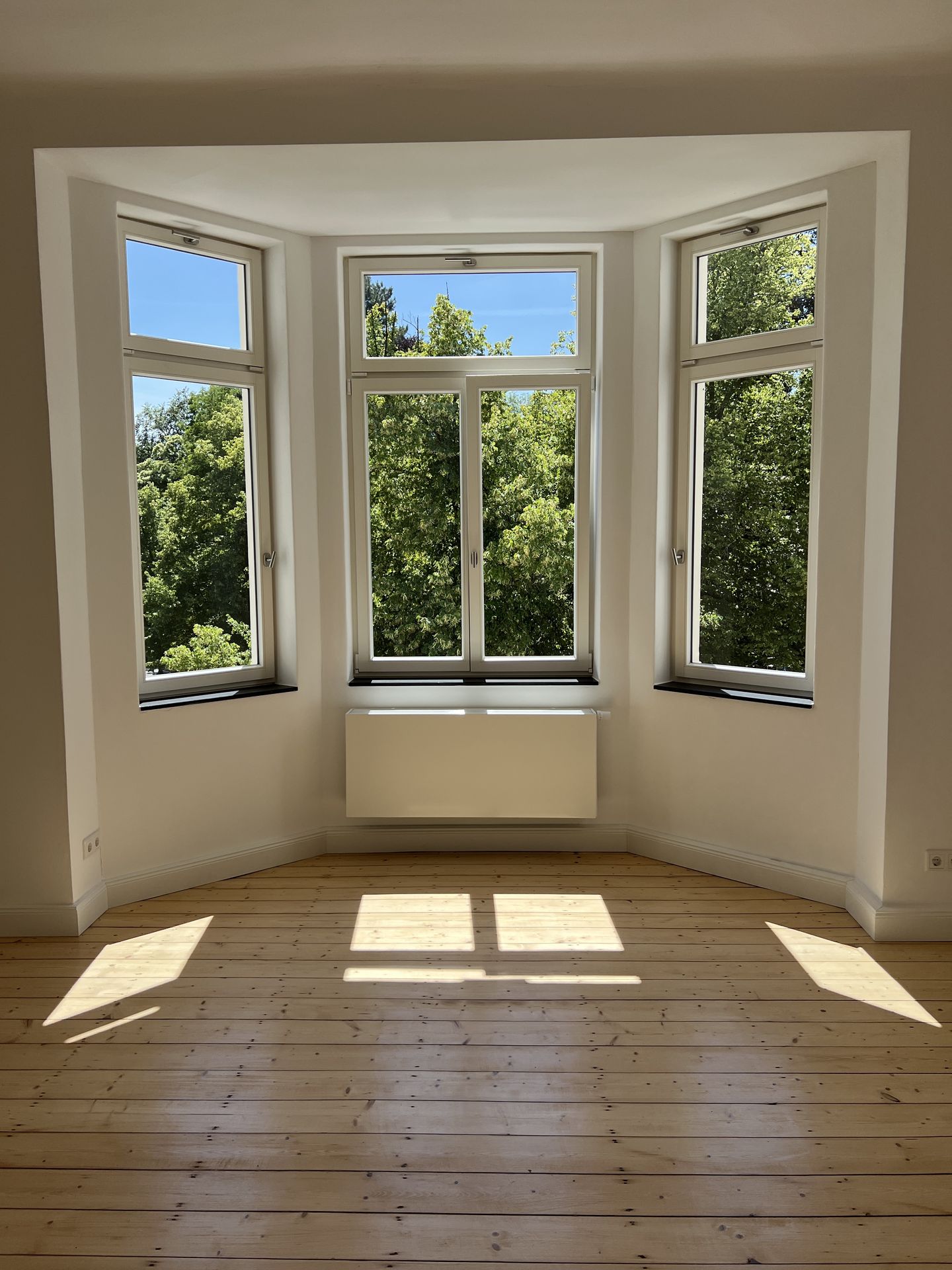 Dielen geschliffen und versiegelt in einem Altbau in Aachen 