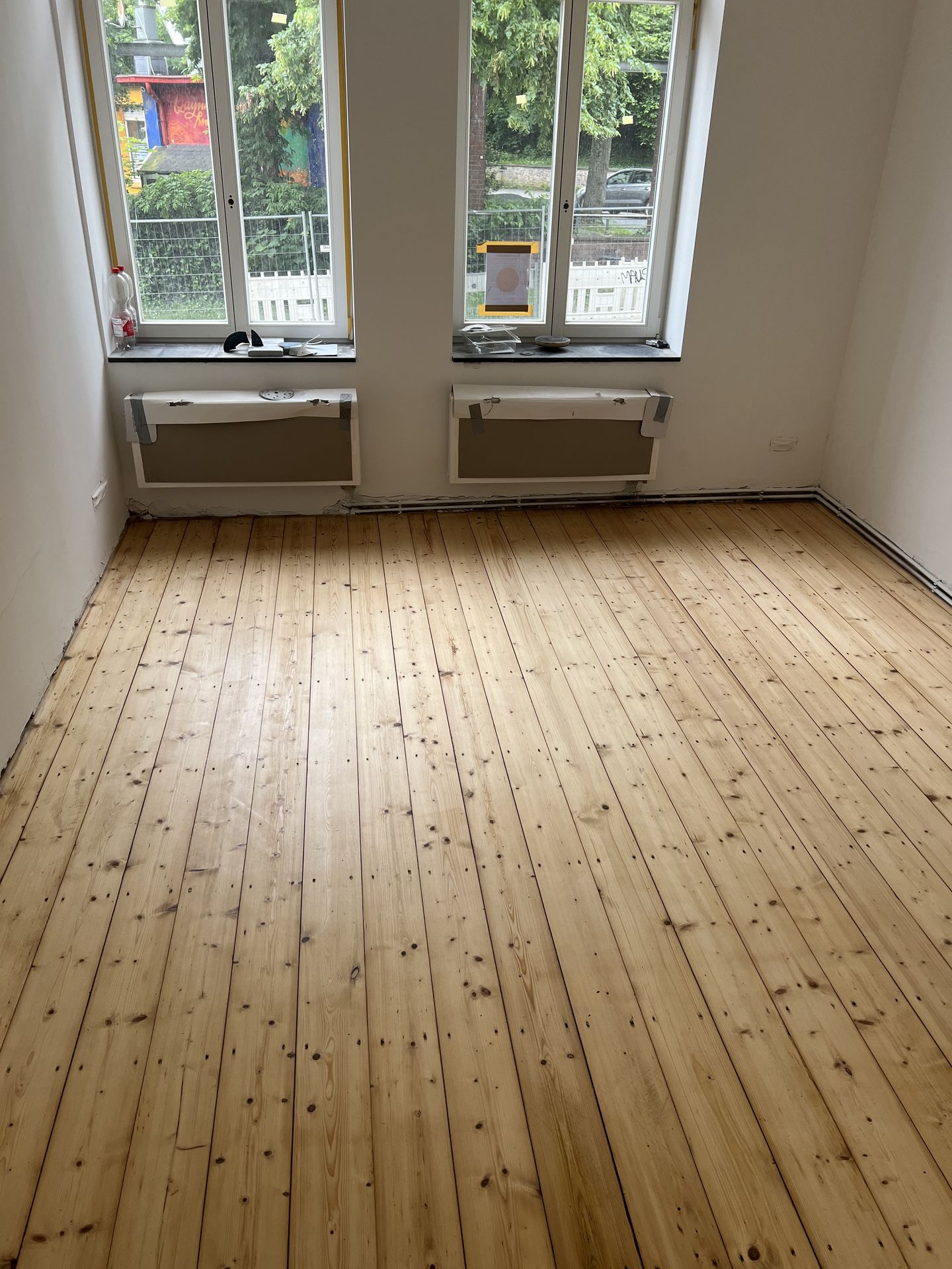 Dielen geschliffen und versiegelt in einem Altbau in Aachen 